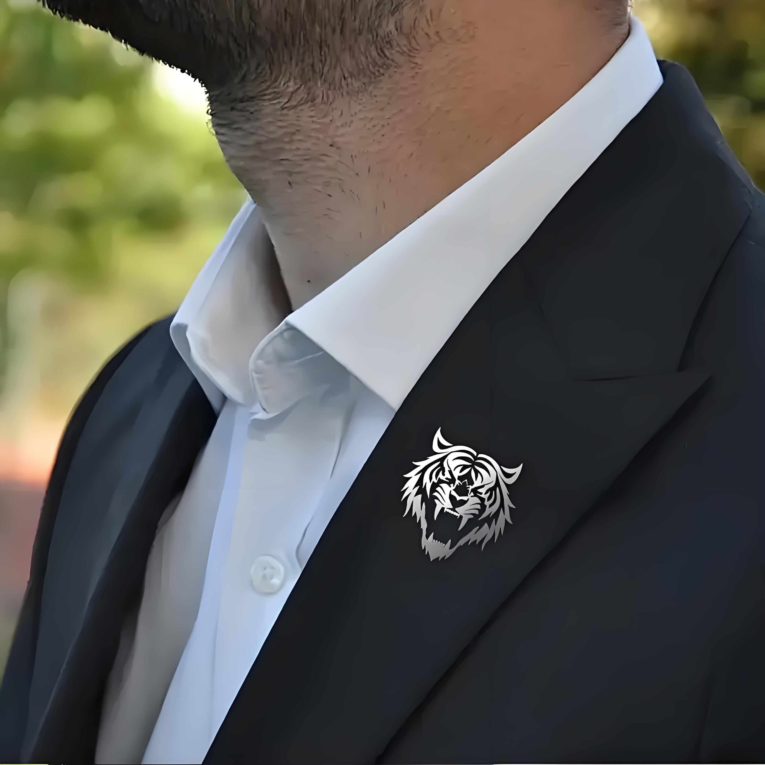 Épingle à revers tête de tigre - Tuxedo Lapel Pin avis et prix